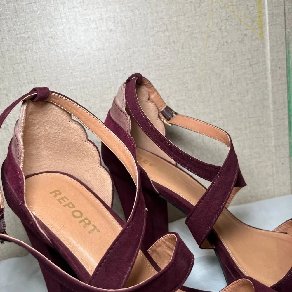 REPORT Elegant Purple Suede Heels with Ankle Strap Size 9